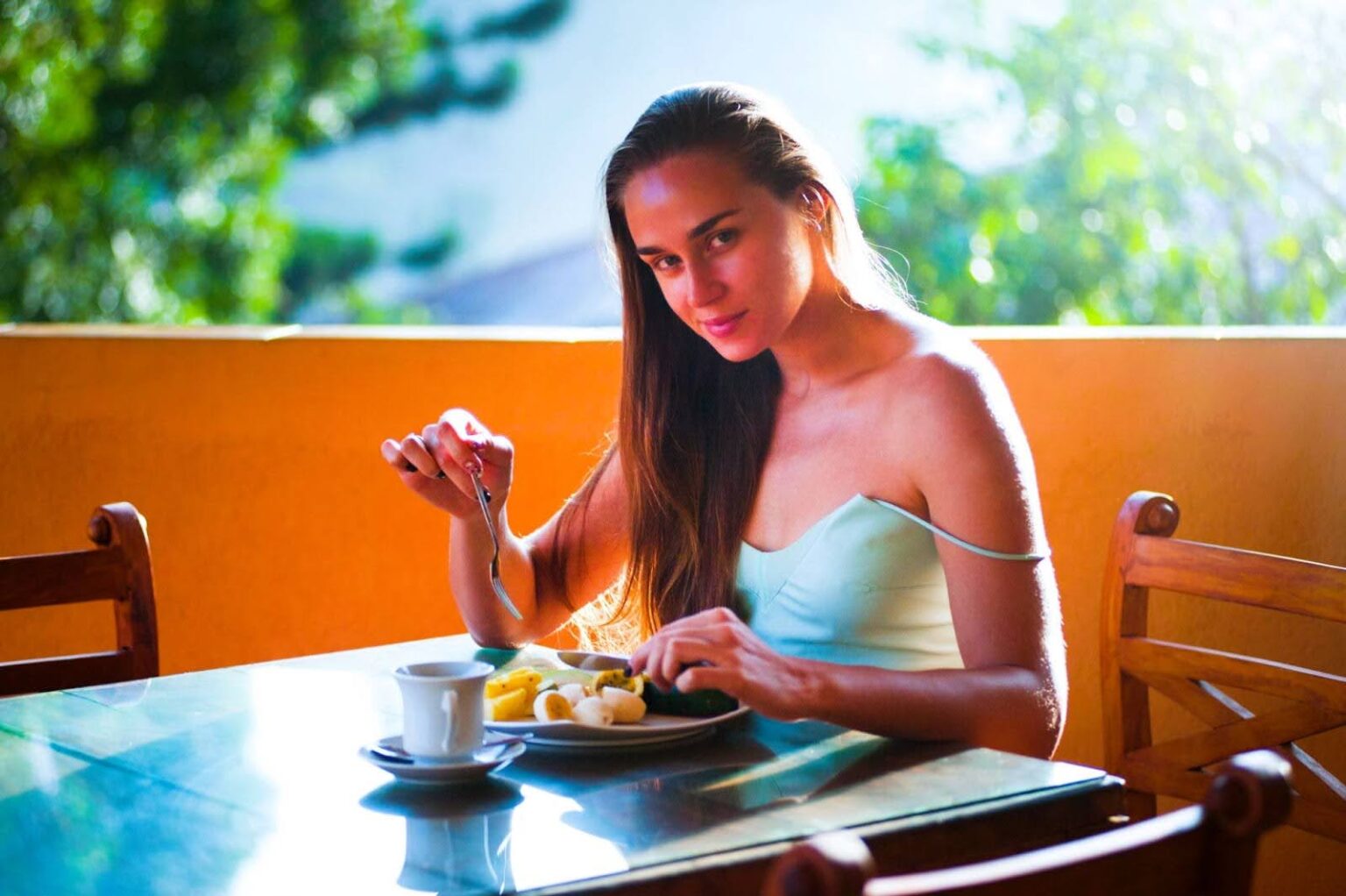 Woman on keto diet considers infrared sauna sessions